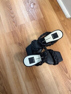 Dolce Vita Black Paily Heels in Black Stella Size 7